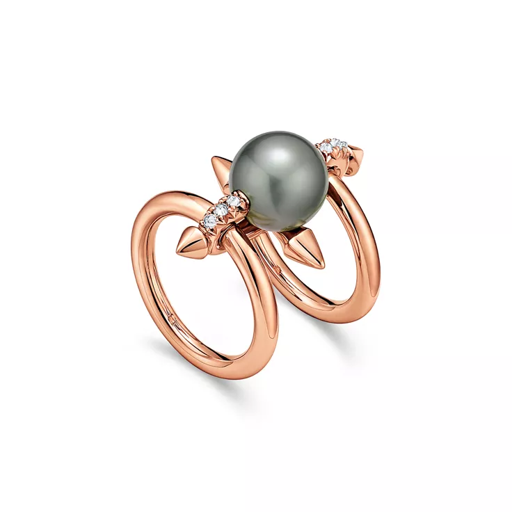 Tiffany Titan by Pharrell Williams:Tahitian Pearl Ring in Gold with Diamonds, 4