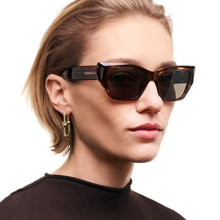 Collezione Tiffany Eyewear:Occhiali da sole in acetato tartarugato con lenti marrone chiaro numero immagine 1