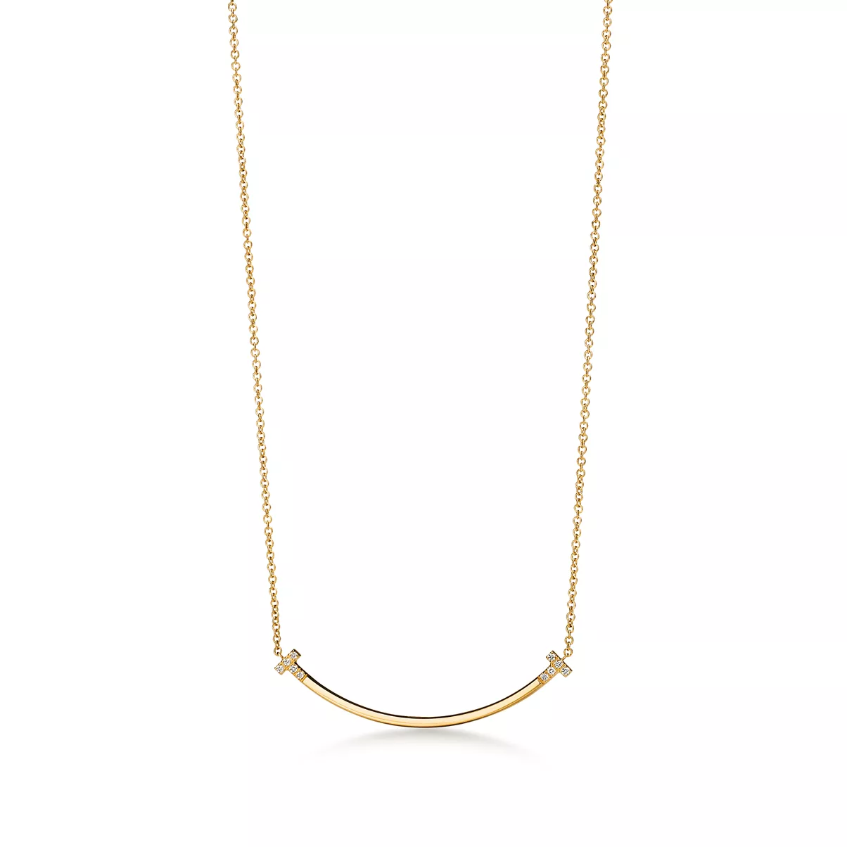 Smile Small Pendant in Yellow Gold with Diamonds