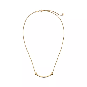 Tiffany T:Smile Medium Pendant in Yellow Gold, 3