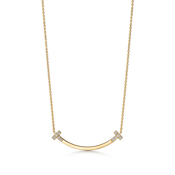 Tiffany T:Smile Medium Pendant in Yellow Gold with Diamonds