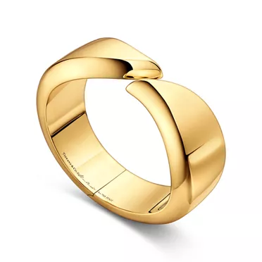 Elsa Peretti&reg;:Feather Cuff in Yellow Gold, 2