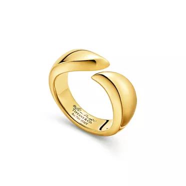 Elsa Peretti&reg;:Feather Ring in Yellow Gold, 3