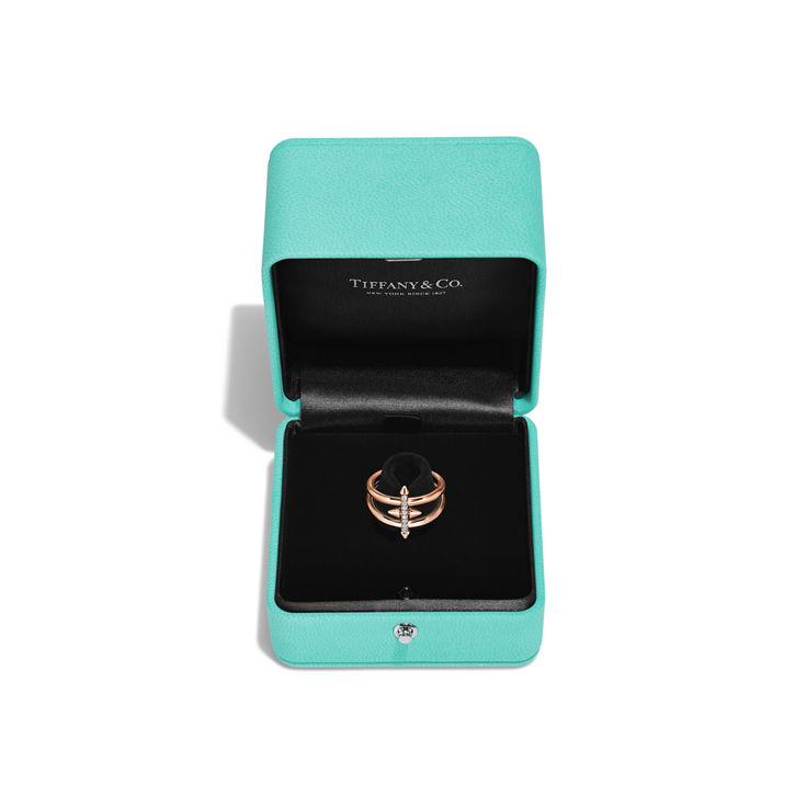 Tiffany Titan by Pharrell Williams:Two-row Ring in Rose Gold with Diamonds image number 6