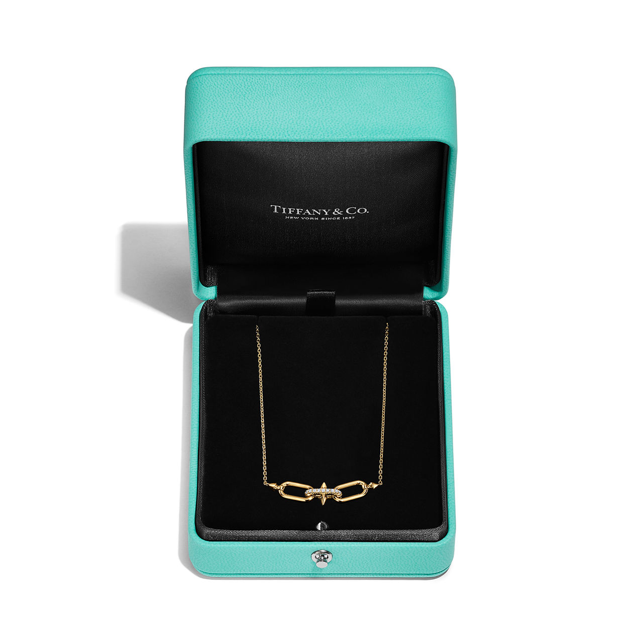 Tiffany & Co. 専用 Tiffany Titan by Pharrell Williams:East West Pendant in Gold with