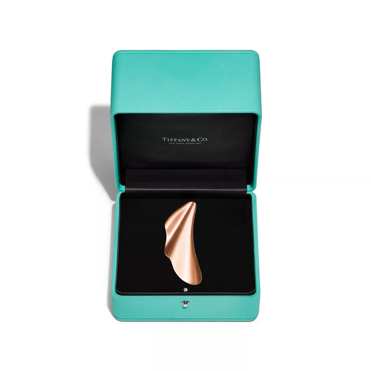 Collezione Elsa Peretti&reg;:Orecchini High Tide in oro rosa, 4