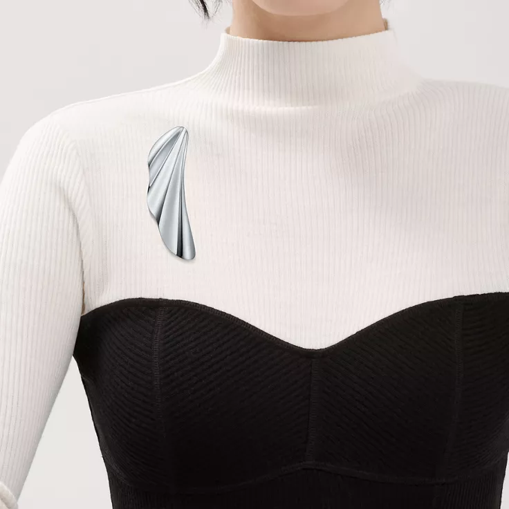 Elsa Peretti®:High Tide Brooch in Sterling Silver, 1