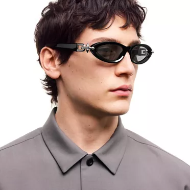 Tiffany Titan by Pharrell Williams:PUNK Sunglasses in Black Acetate, 2