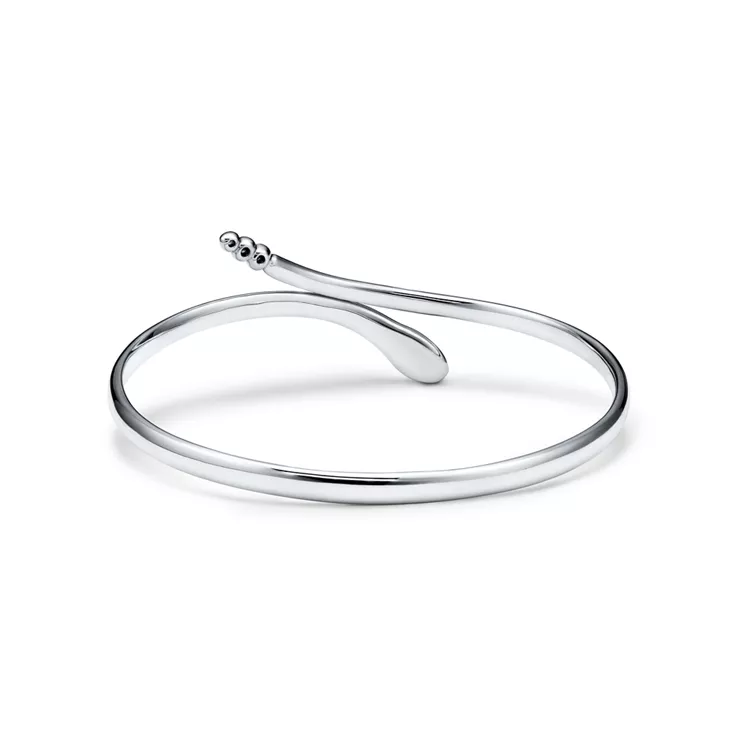 Elsa Peretti®:Snake Bangle in Platinum with Diamonds, 4