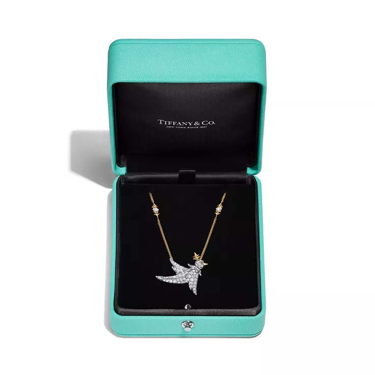 Bird on a Rock by Tiffany:Bird Pendant in Platinum and Gold with Diamonds, 5