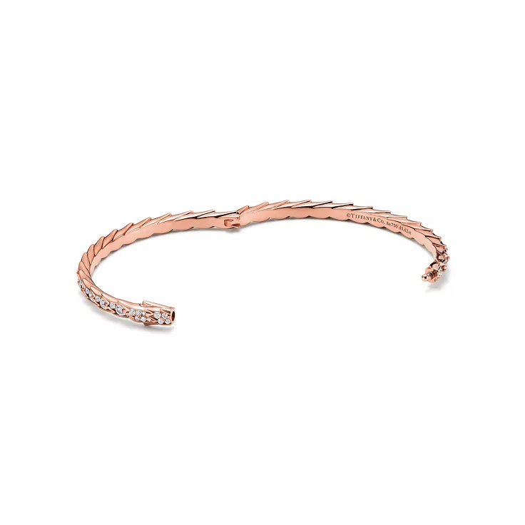 Bird on a Rock by Tiffany:Wings Narrow Bangle in Rose Gold with Diamonds, 4
