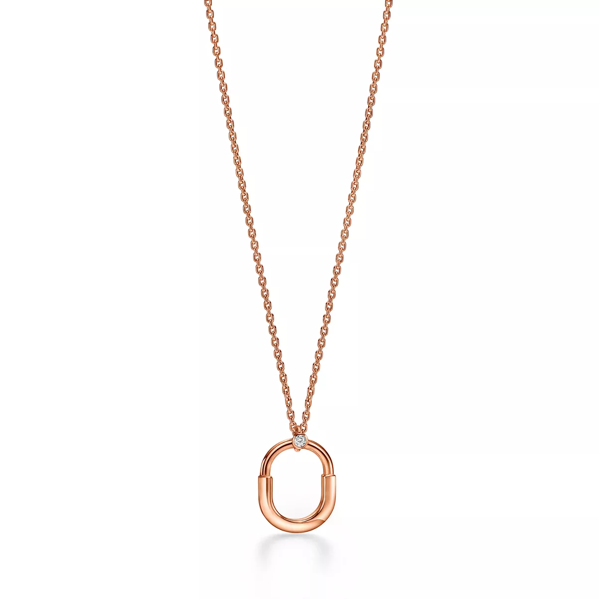 Small Pendant in Rose Gold with a Diamond