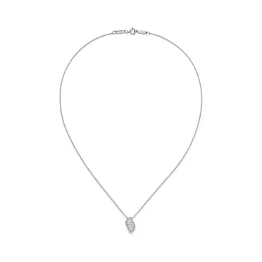 Elsa Peretti&reg;:Mini Feather Pendant in Platinum with Pav&eacute; Diamonds, 2