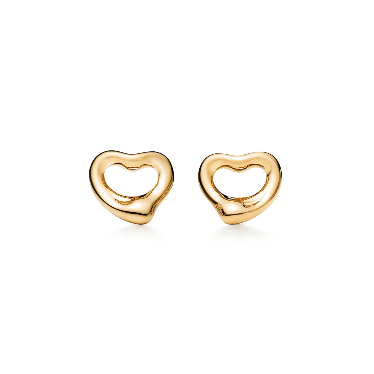 Elsa Peretti®:Open Heart Pendant and Earrings Set in Yellow Gold image number 7