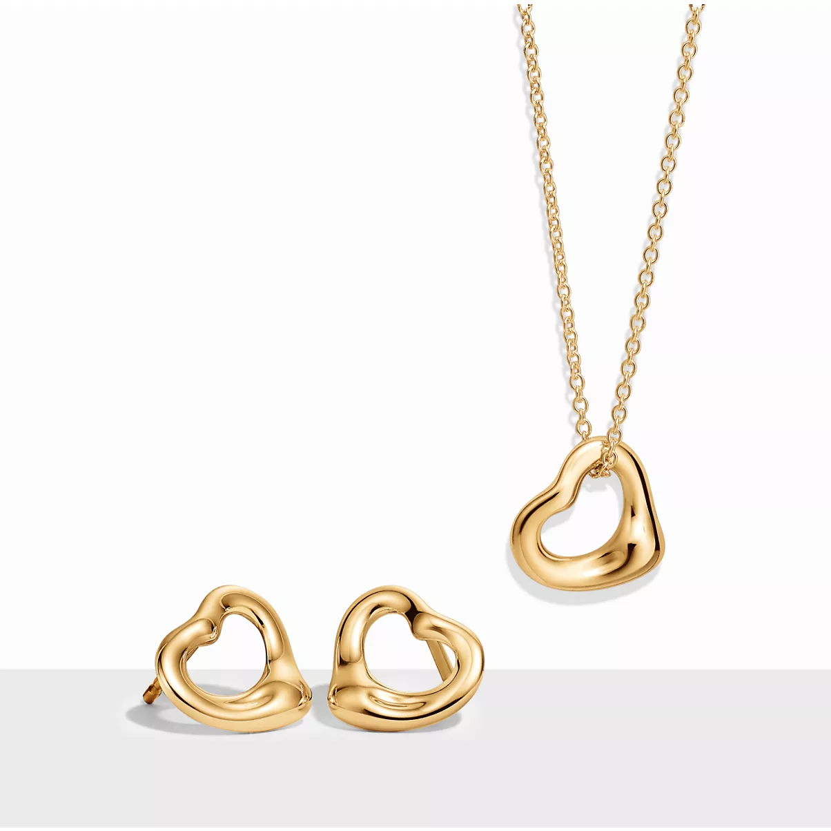 Open Heart Pendant and Earrings Set in Yellow Gold