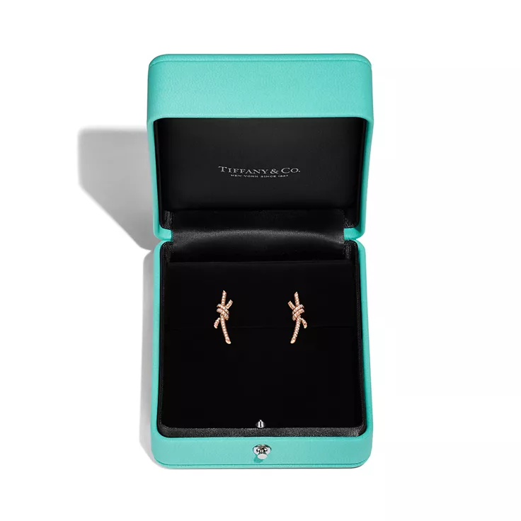Tiffany Knot:Earrings in Rose Gold with Pav&eacute; Diamonds, 4