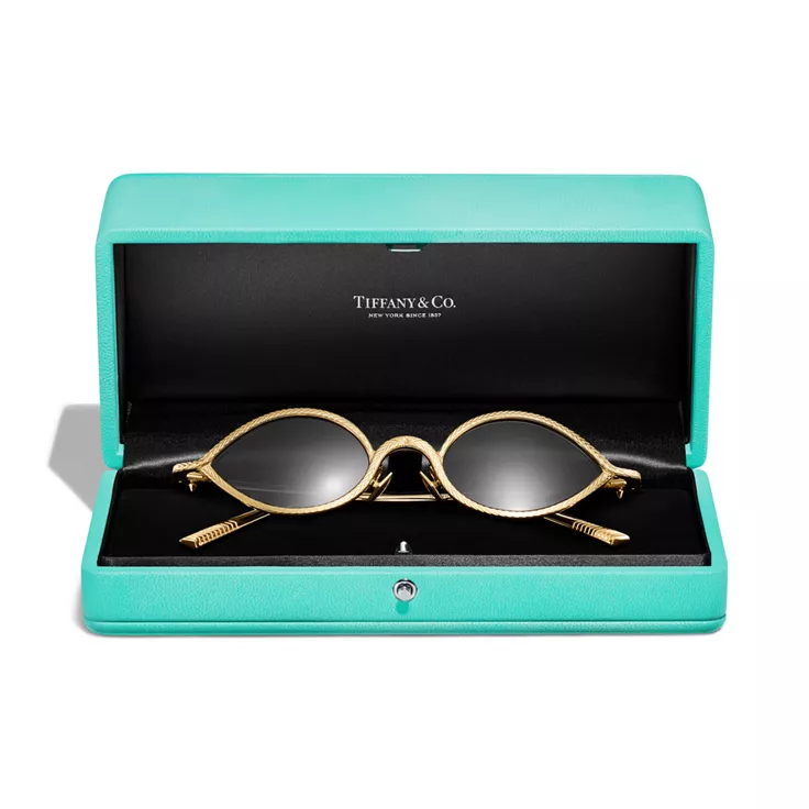 Tiffany Titan by Pharrell Williams:Solaires en or jaune avec verres cristal, 2