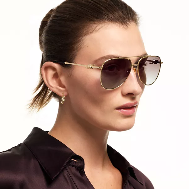 Tiffany Knot:Sonnenbrille aus blassgoldfarbenem Metall mit hellbraunen Gl&auml;sern