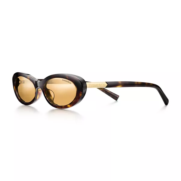 Sunglasses in Tortoise Acetate with Light Orange Mirrored Lenses