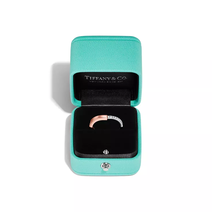 Collezione Lock by Tiffany:Anello piccolo in oro rosa e platino con diamanti, 5