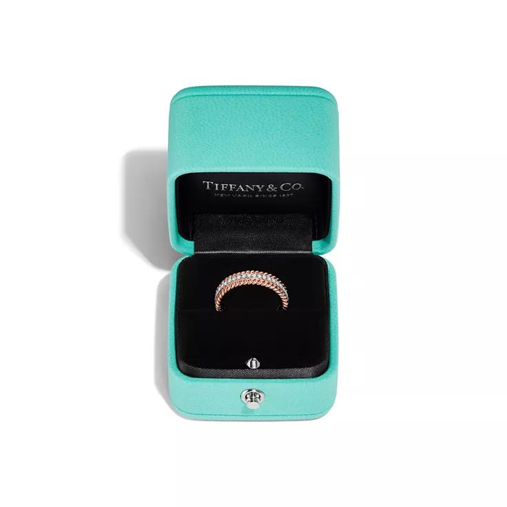 Collezione Tiffany Rope:Anello a due giri in oro rosa e platino con diamanti, 4