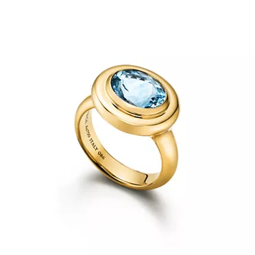 Paloma's Studio:Small Oval Aquamarine Ring in Yellow Gold, 2