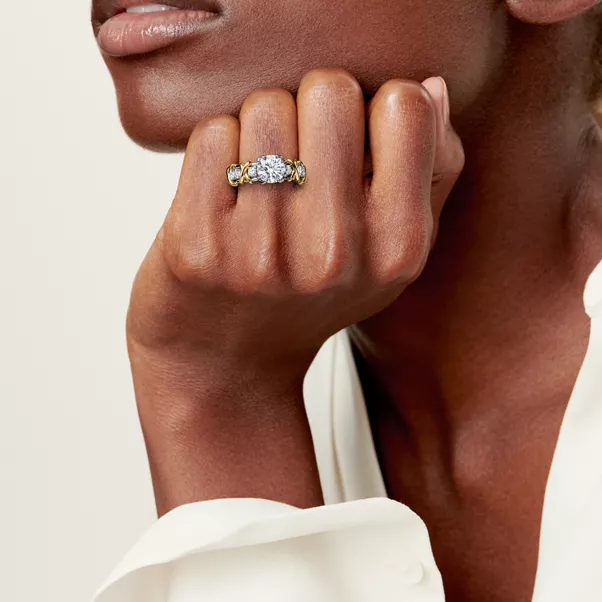 Sixteen Stone by Tiffany Jewelry | Tiffany & Co. US