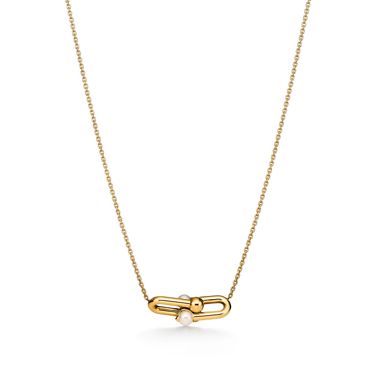 Medium Link Pendant in Yellow Gold with Pearls