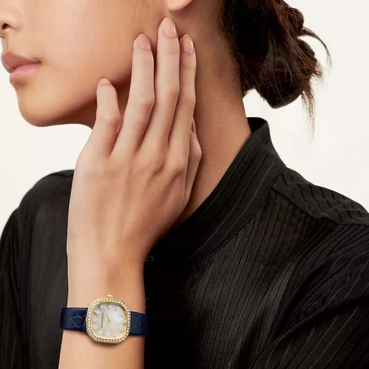 Tiffany Eternity:28 mm Cushion Shaped Watch in Yellow Gold with Diamonds, 1