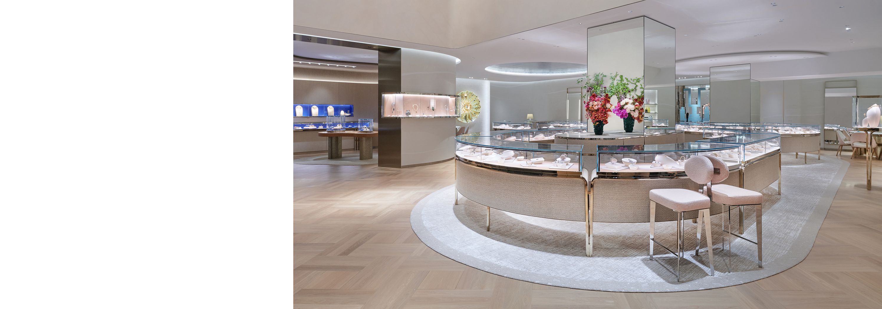 Explore the Ginza Flagship
