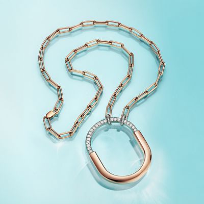 Necklaces & Pendants