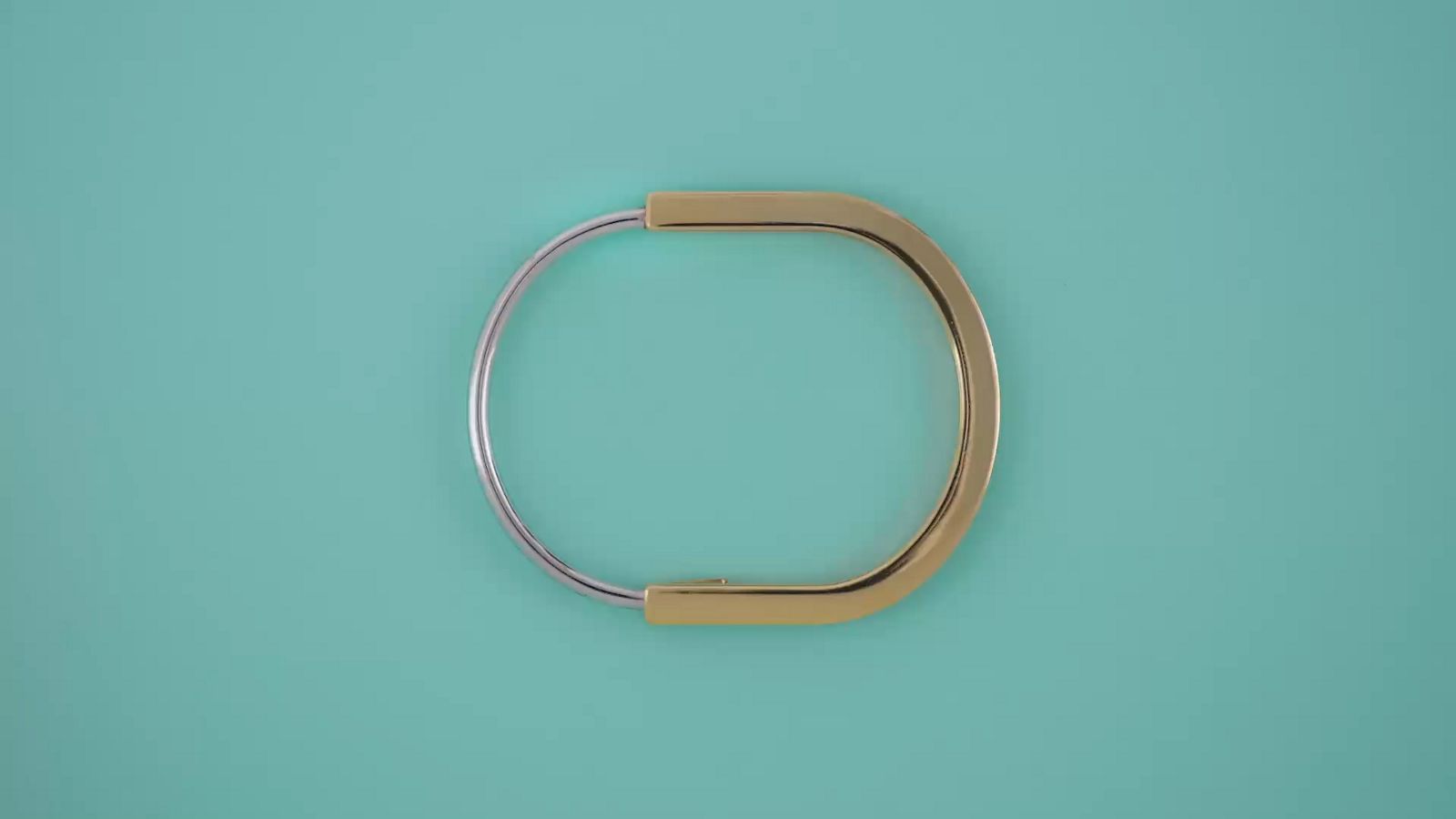 Lock by Tiffany ナロー バングルのお取り扱い方法 | Tiffany & Co.
