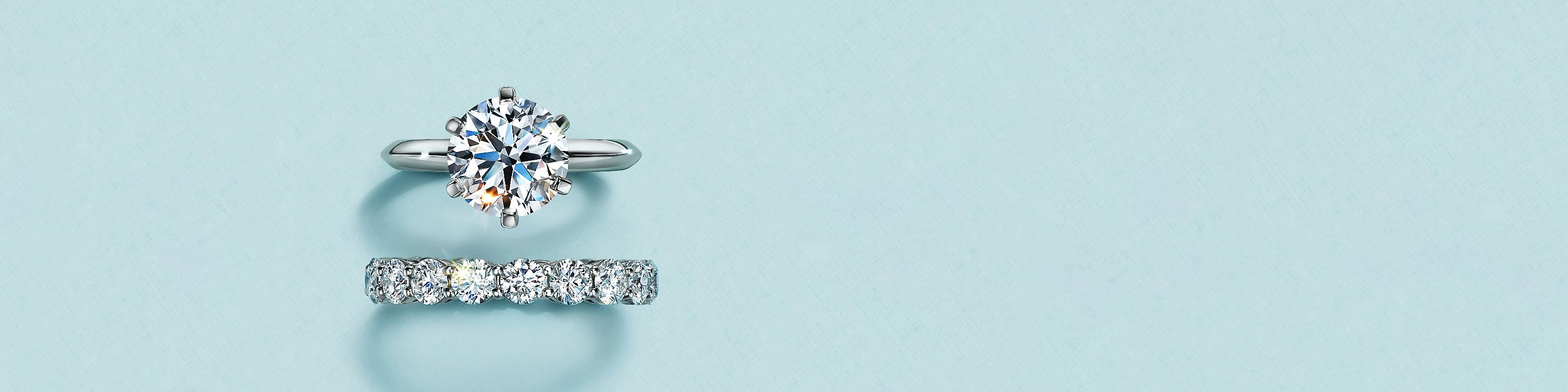 結婚指輪:二人のペアの結婚指輪 | Tiffany & Co. 結婚指輪:二人のペアの結婚指輪 | Tiffany & Co.