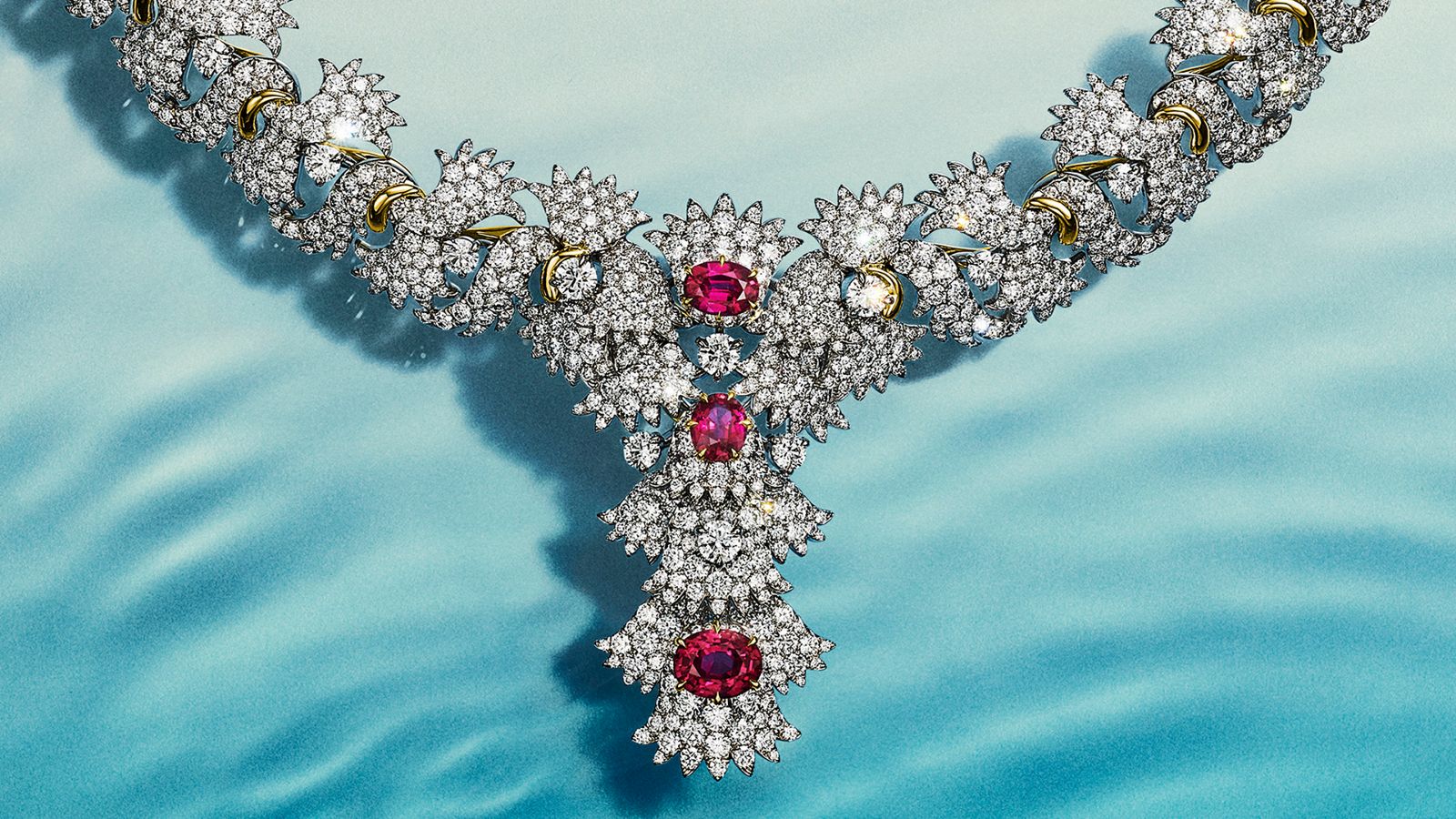 アネモネ シリーズ—2025 ハイジュエリー コレクション | Tiffany & Co.