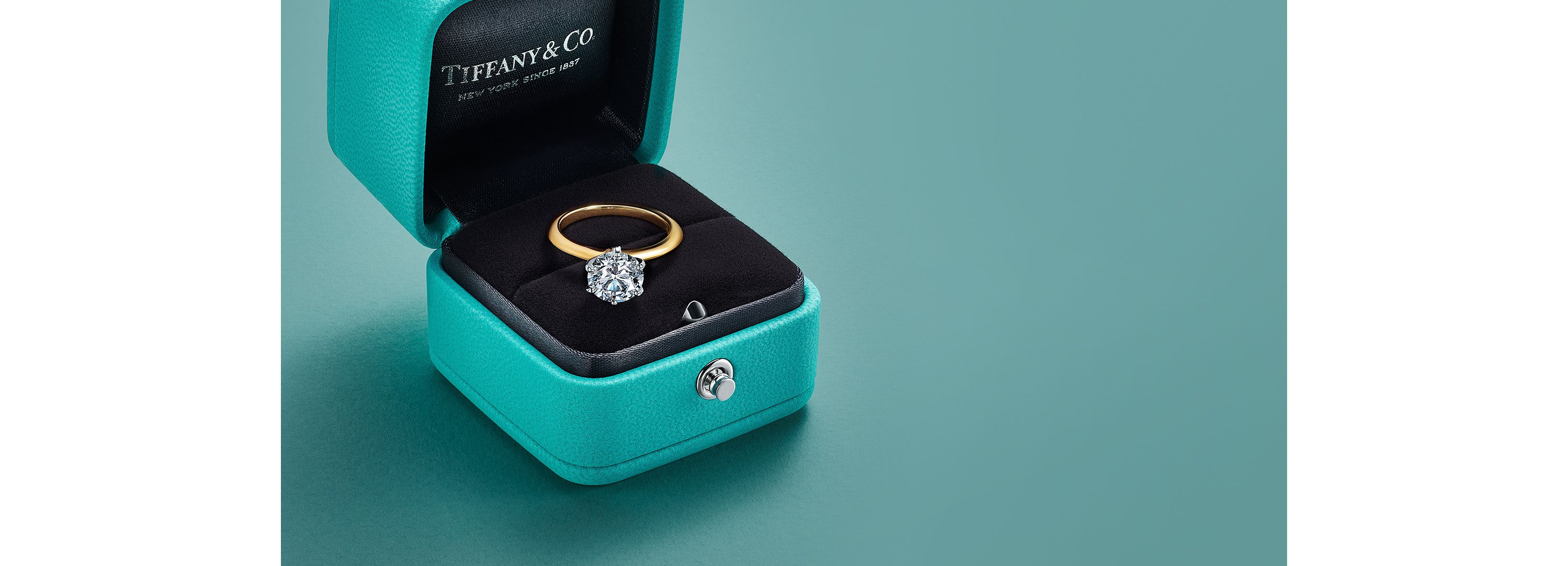 LOVE ＆ ブライダルを見る