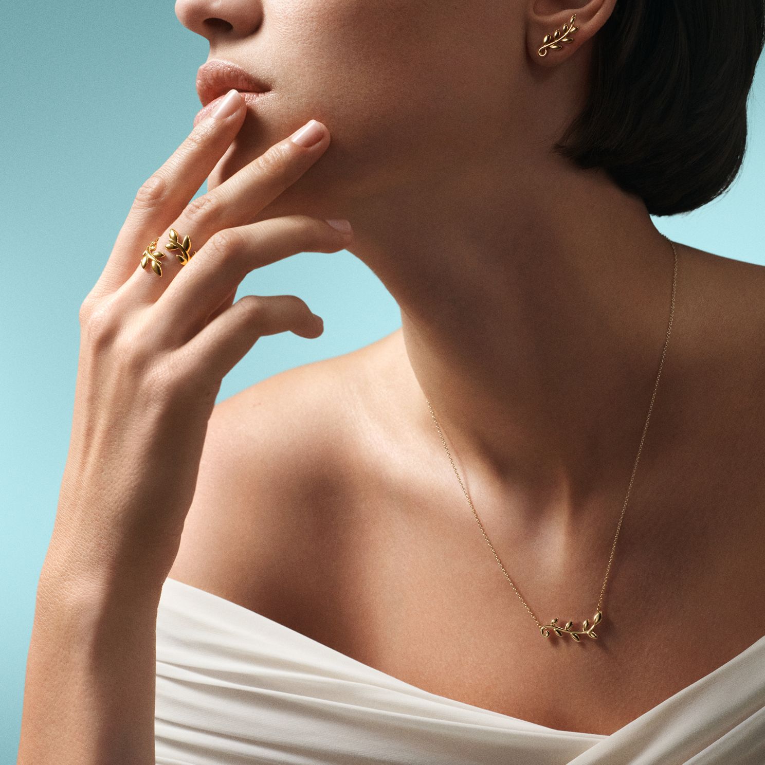 オリーブ リーフ ジュエリー：ピアス、リング、ネックレス | Tiffany & Co.