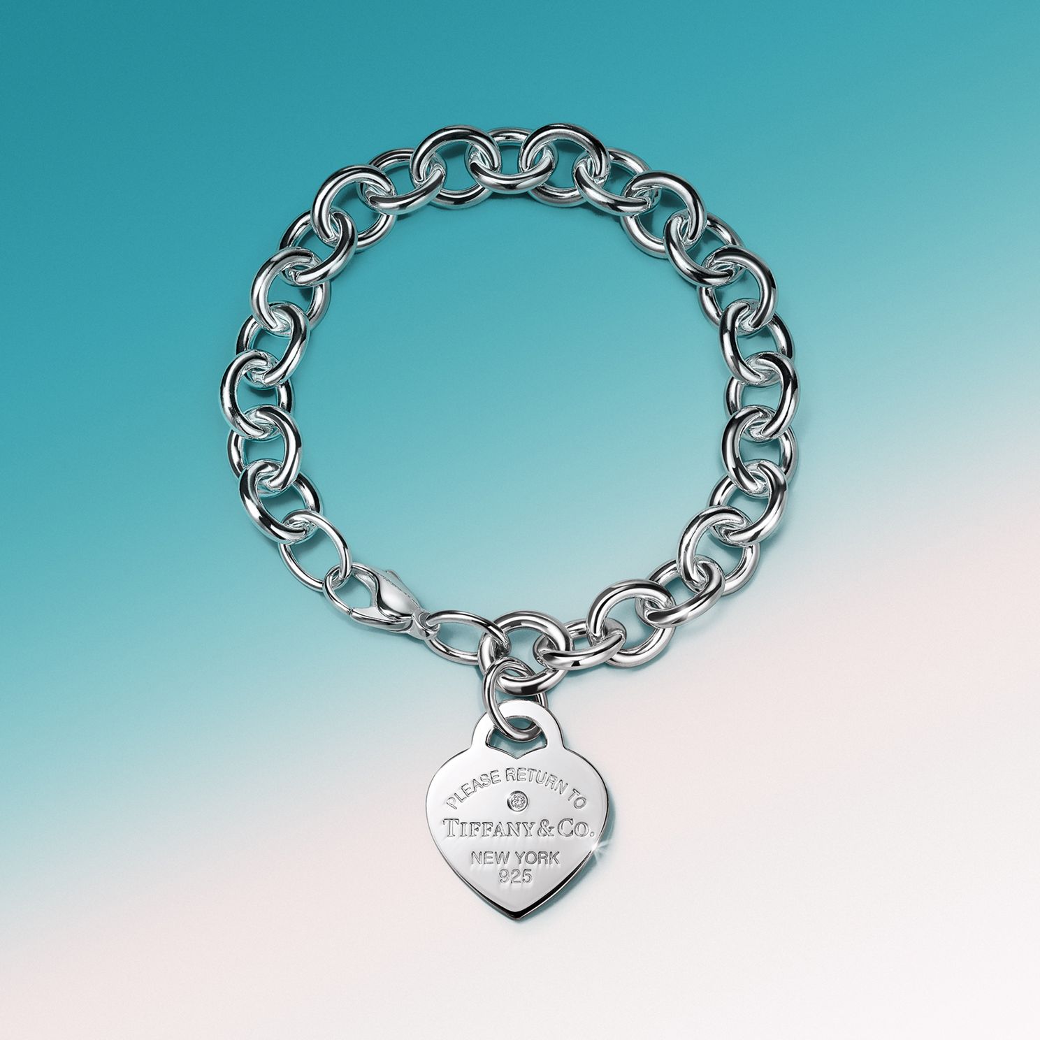 卒業祝いのギフト | Tiffany & Co.