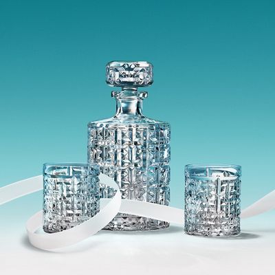 Tiffany & Co. CA | Luxury Jewelry, Gifts & Accessories Since
