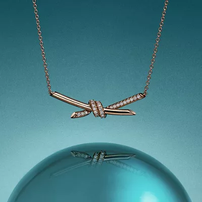 Necklaces & Pendants For Women | Shop Online | Tiffany & Co.