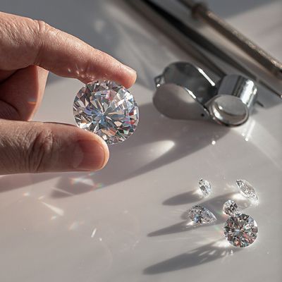 Tiffany & Co.のダイヤモンドリング（ソリティア） 051939-1.jpg