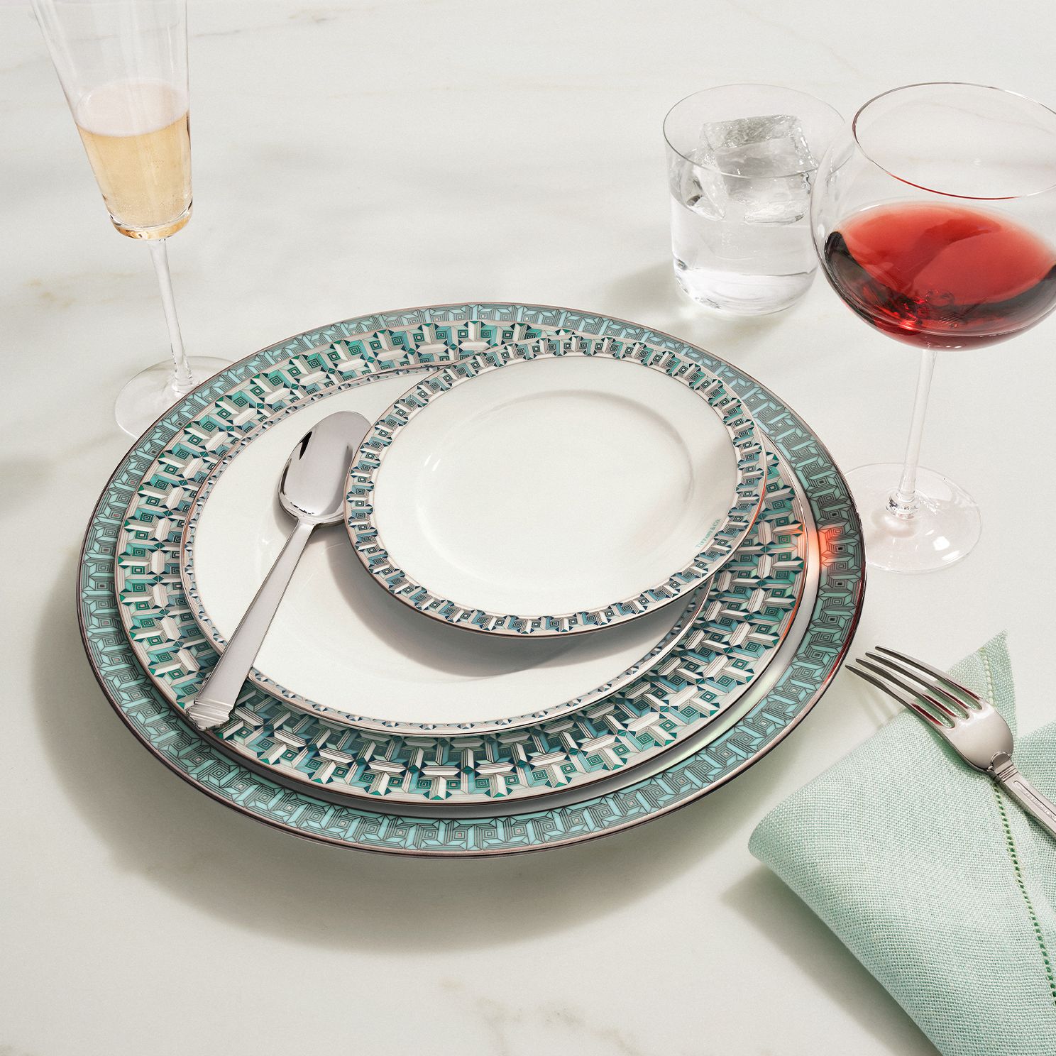 Tableware & Dinnerware Formal Dinner Sets Tiffany & Co. UK