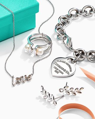 Luxury Gifts  Present The Iconic Blue Box  Tiffany & Co.