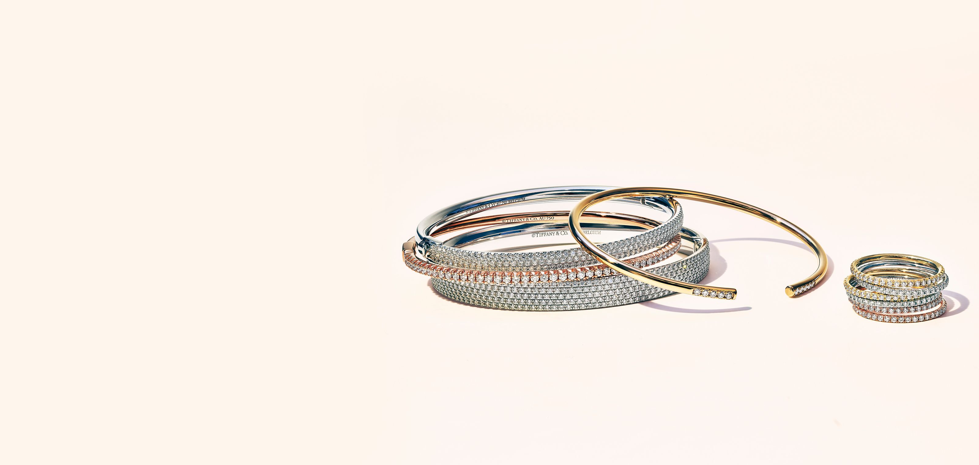 Tiffany Metro Hinged Bangle Bracelet in 18K Rose Gold with Diamonds, Medium