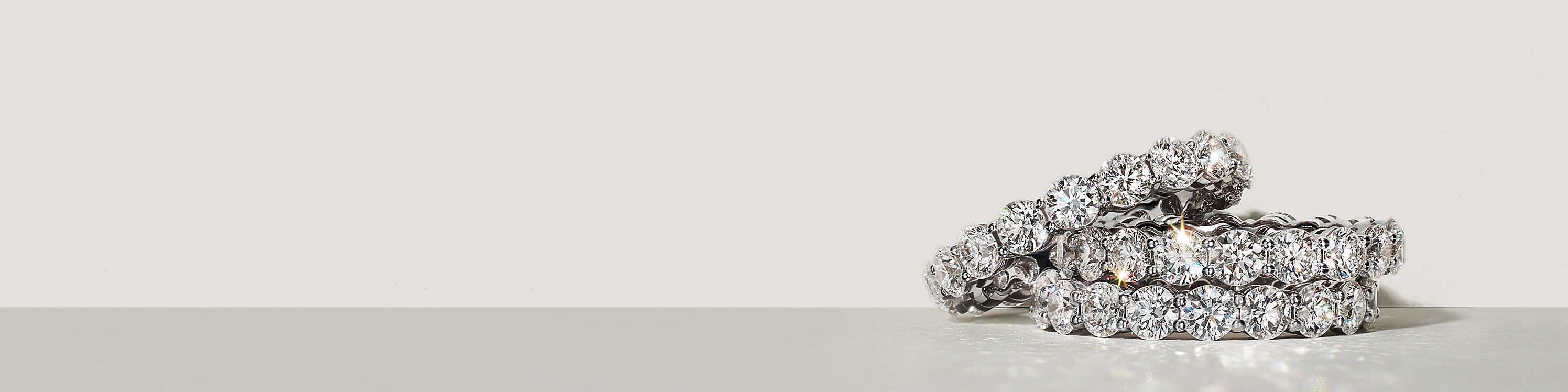 エタニティ リング | Tiffany & Co. エタニティ リング | Tiffany & Co.