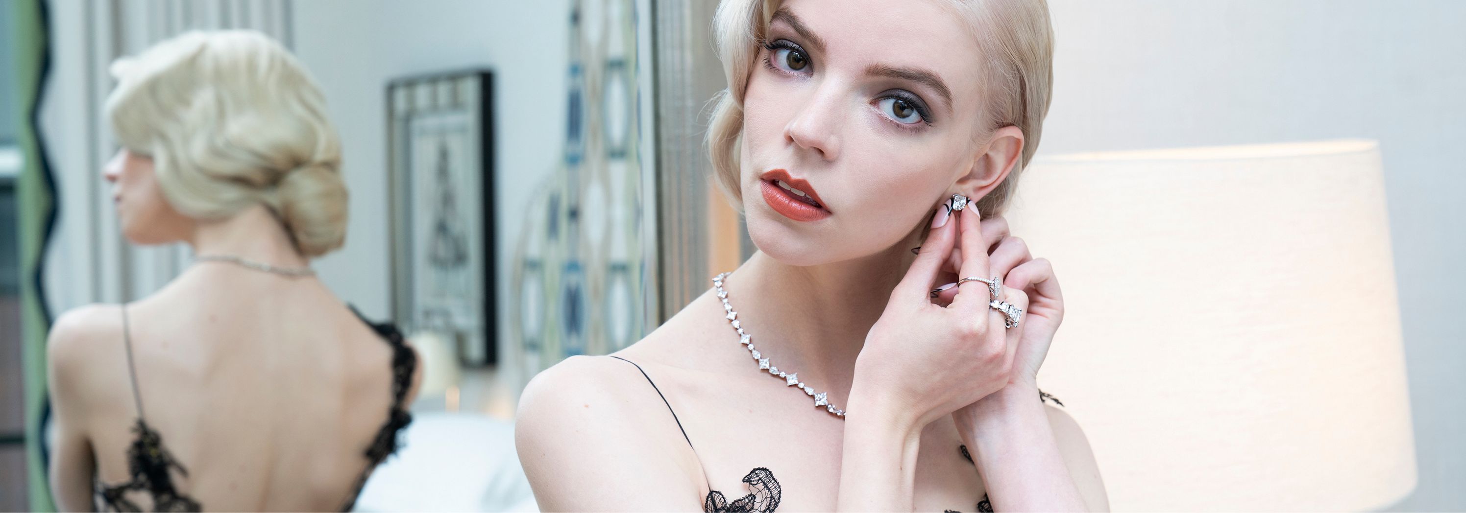 安雅·泰萊-采兒 (Anya Taylor-Joy) 出席 2021 年美國演員工會獎（Screen Actors Guild Awards®）頒獎典禮