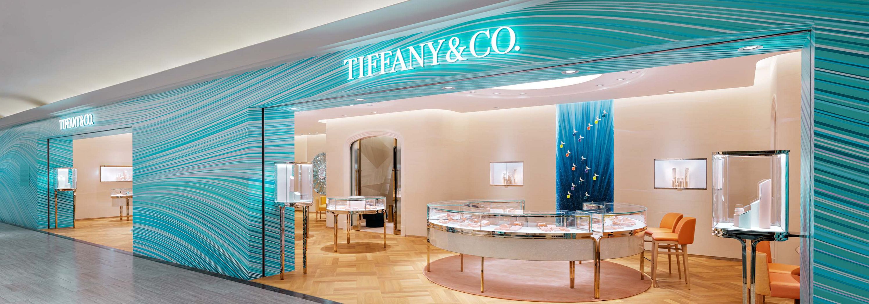 ティファニー梅田阪急店 リニューアルオープン | Tiffany & Co.