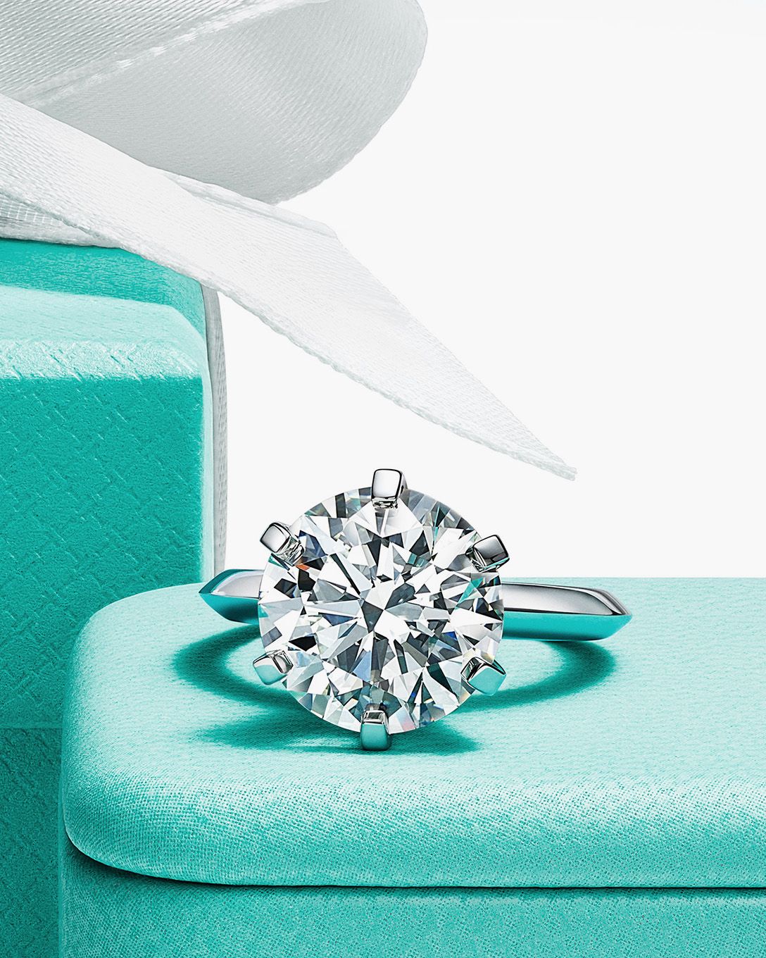 Breakfast at tiffanys on sale ring